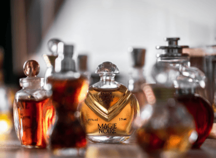 Ciptakan Branding yang Berkesan dengan Cetak Botol Parfum Custom