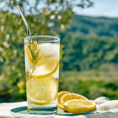 Apakah Aman Memasukkan Air Lemon di Botol Stainless?