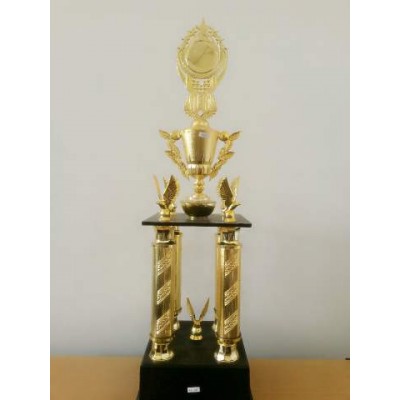 Jasa Cetak Piala Bahan Plastik